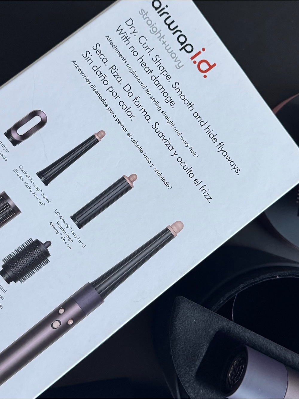 Dyson Airwrap i.d.™ multi-styler and dryer Straight+Wavy (Jasper Plum) - Picture 7 of 8